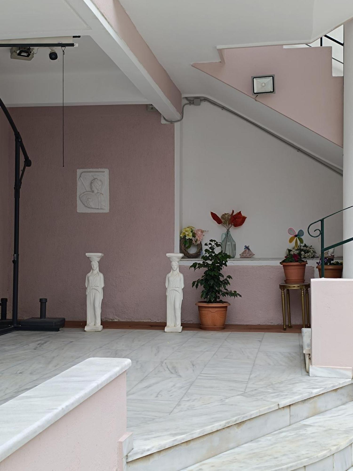 Spacious Apartment Corinto Exterior foto